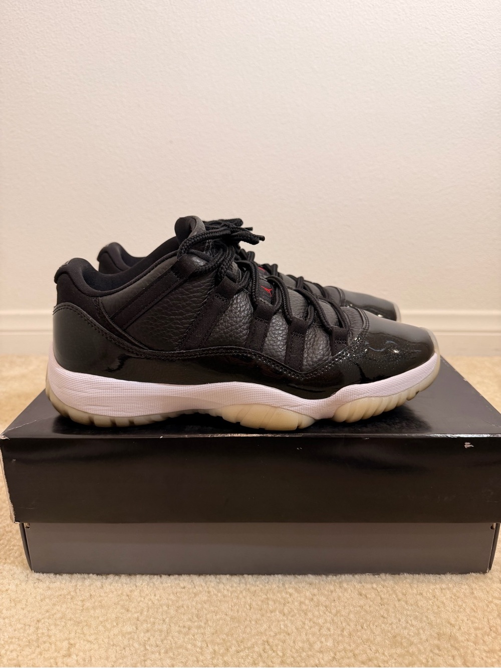 Nike Air Jordan 11 Low Retro “72-10”